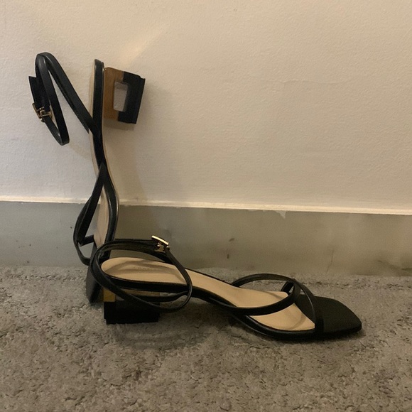 Charles & Keith sandals - Picture 4 of 6